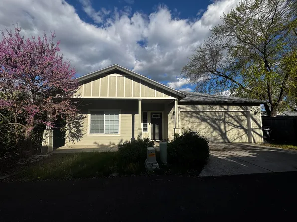 2642 Wyatt Dr, Medford, OR 97501