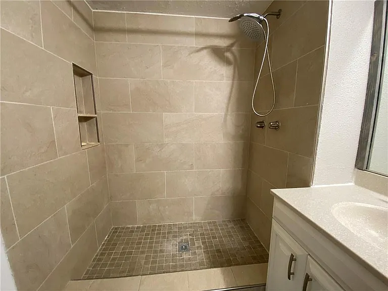 2967 Riverside Dr #109 — Photo 15
