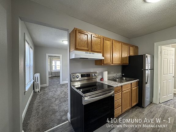 4th image of 410 Edmund Ave W #1