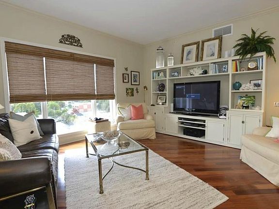 5th image of 2305 Edgewater Dr Unit 1707