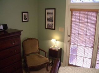 214 Hinsdale Ave, Fayetteville, NC 28305