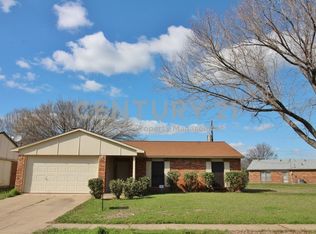 10217 Ironwood Ln, Dallas, TX 75249