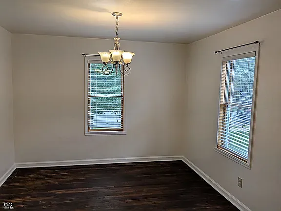 1630 Lawton Ave — Photo 7