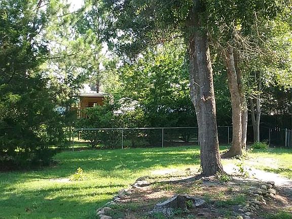 3rd image of 115 Blue Springs Dr