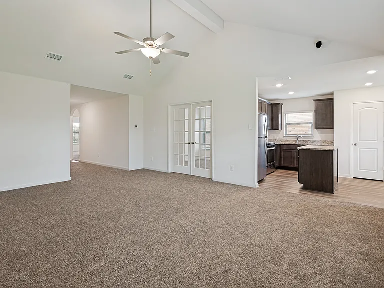 3121 Angus Dr — Photo 3
