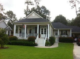 112 Woods Dr, Madisonville, LA 70447