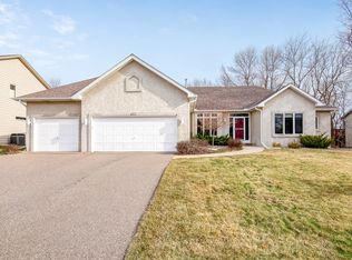 671 Crimson Leaf Trl, Eagan, MN 55123
