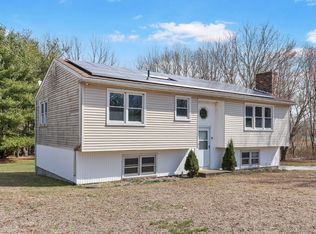 41 Douglas Dr, Canterbury, CT 06331
