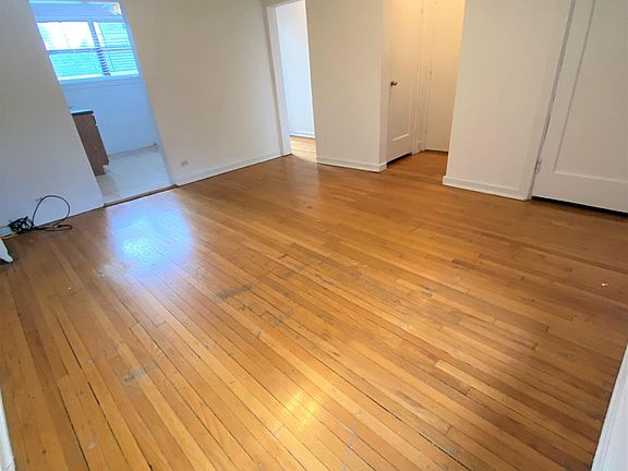 4th image of 3150 W Wilson Ave APT 1W