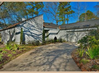 9 N Autumnwood Way, Spring, TX 77380