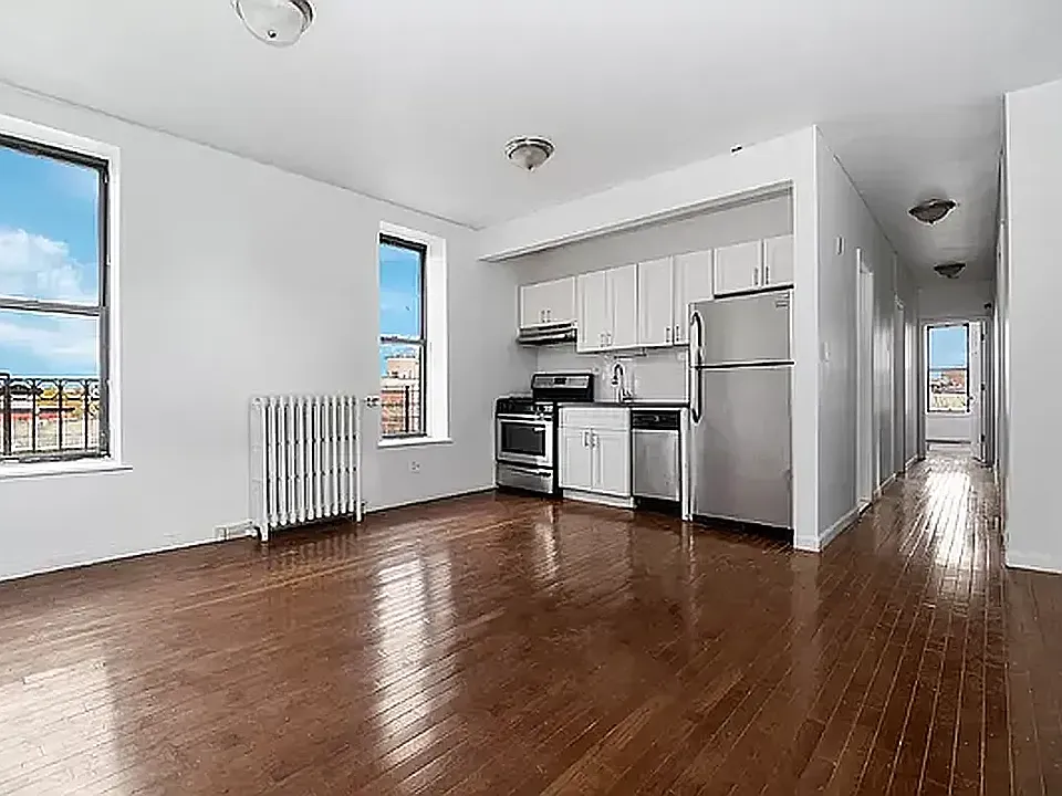 236 Howard Ave #3