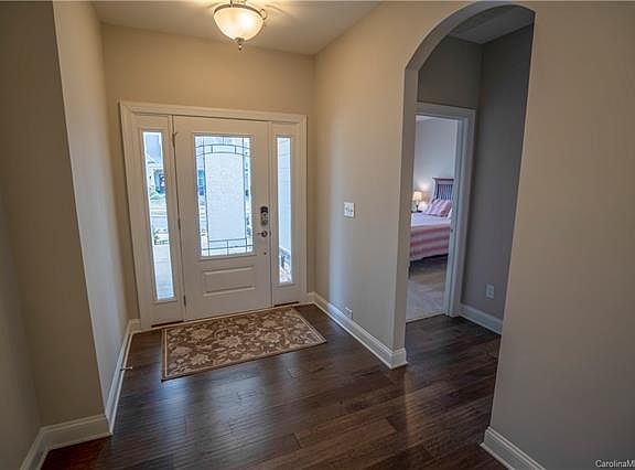 3rd image of 432 Trillium Way