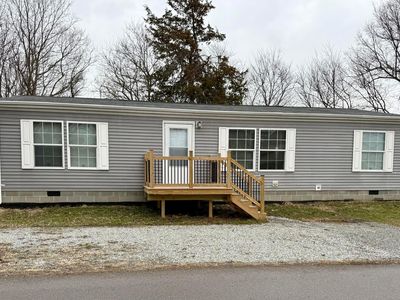 8 Allen Ave, New Holland, OH, 43145