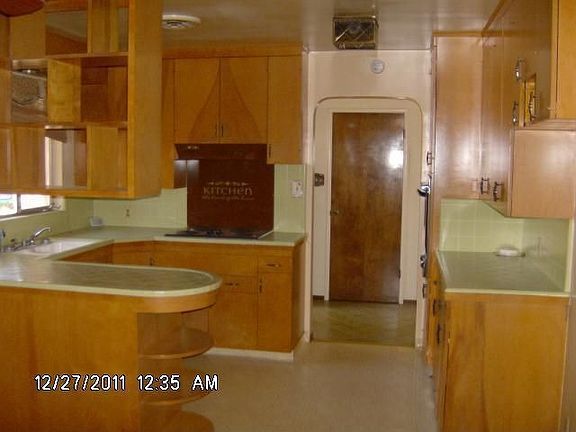 4th image of 1405 Iris Ave