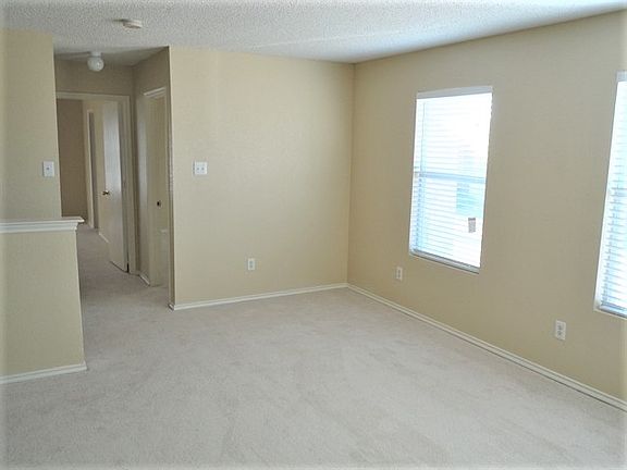 5th image of 320 Allenwood Dr