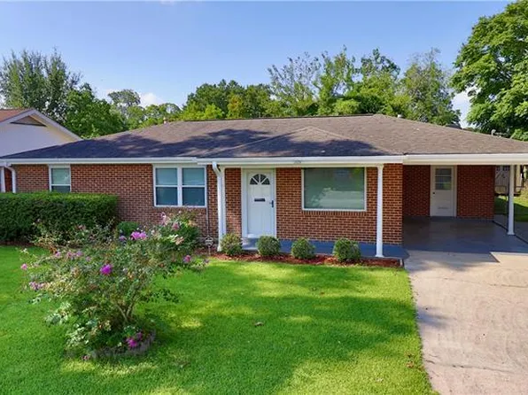 109 Park Dr, Belle Chasse, LA 70037