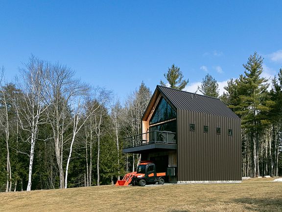 4th image of 109 Winhall Hollow Road