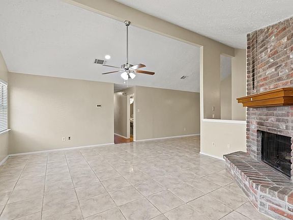 2nd image of 7116 Haven Creek Dr