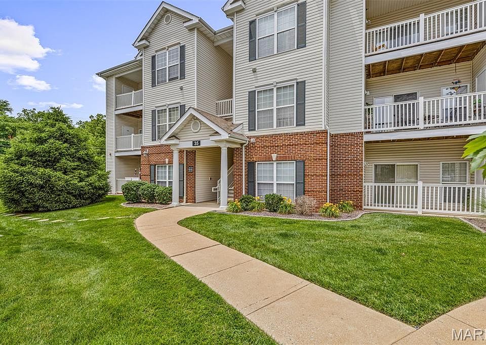 1st image of 35 Kassebaum Ln APT 200