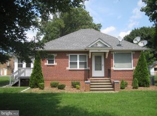 812 E Sherman Ave, Vineland, NJ 08361