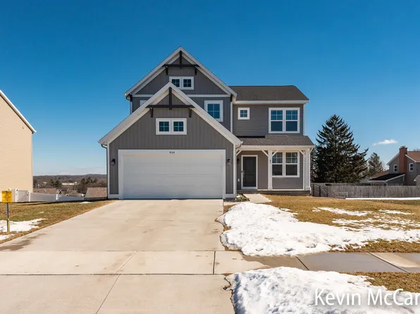 464 Acadia Ct, Middleville, MI 49333