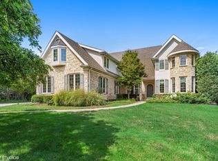 1028 Golfview Rd, Glenview, IL 60025