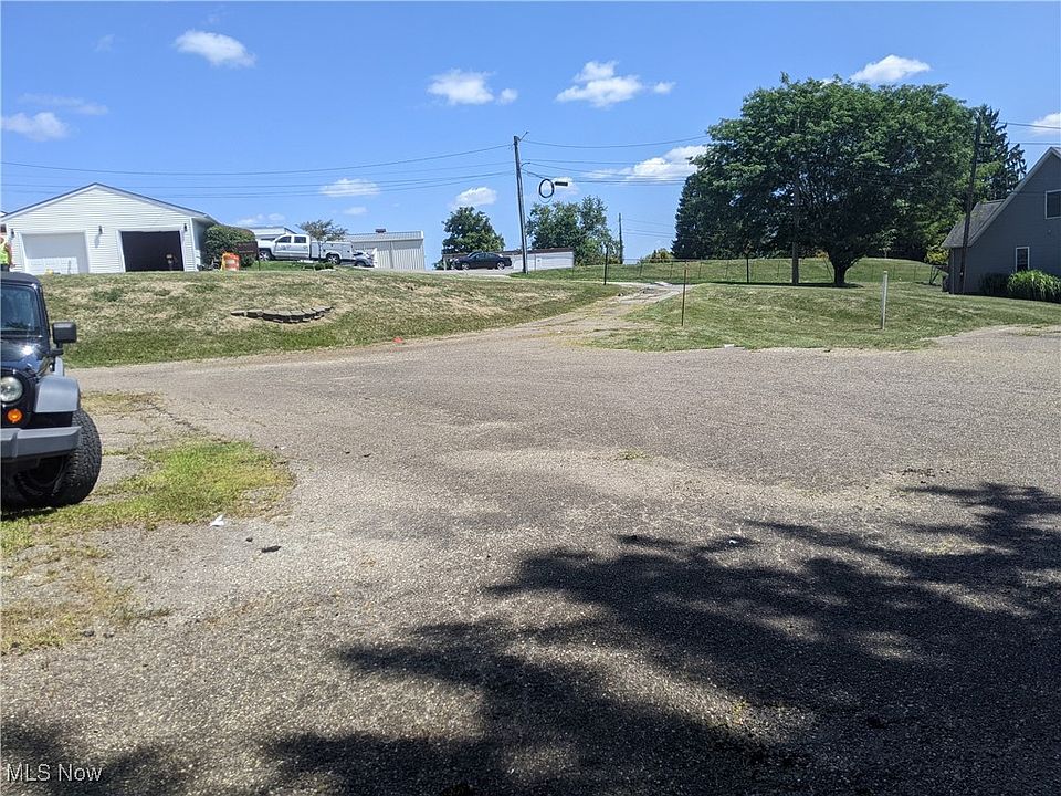 2nd image of 244 W Main St