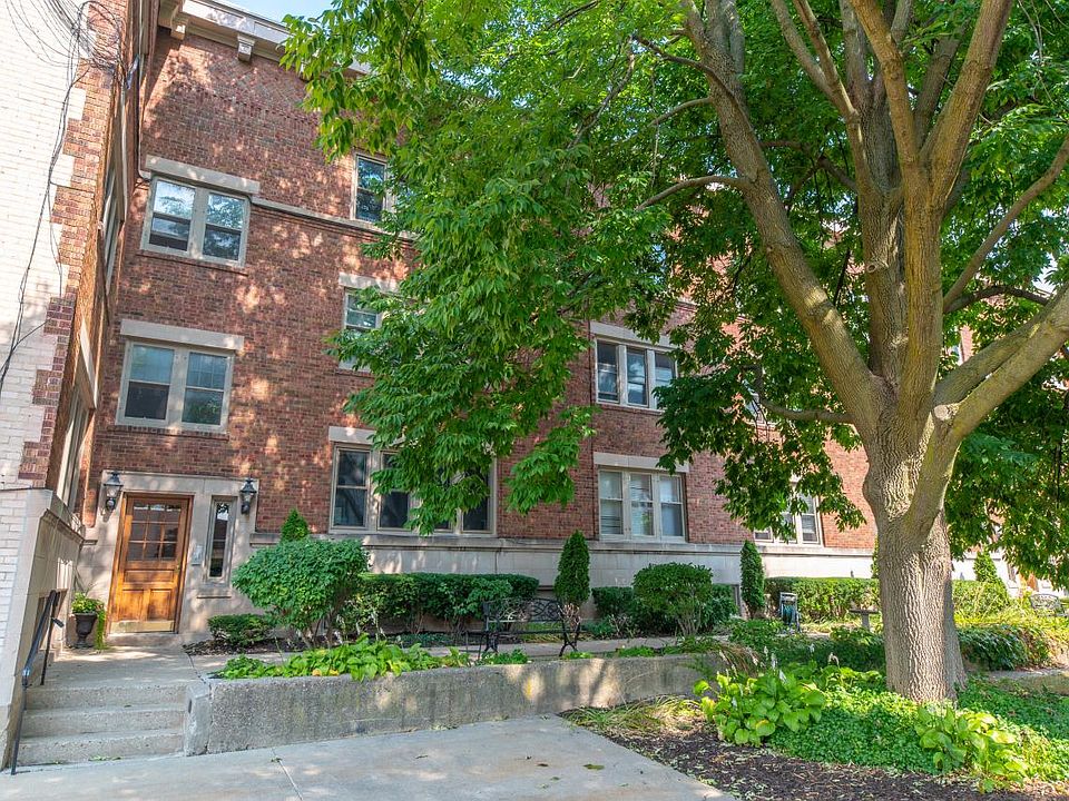 Woodstock 2105 N Summit Ave Milwaukee WI Zillow
