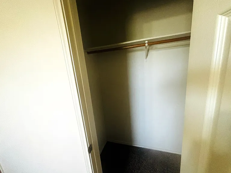 503 Bermuda #C — Photo 9