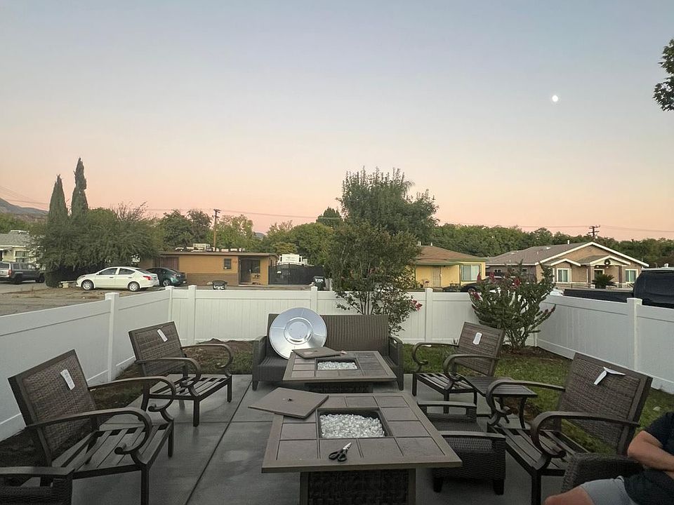 1st image of 4756 Acacia Ave