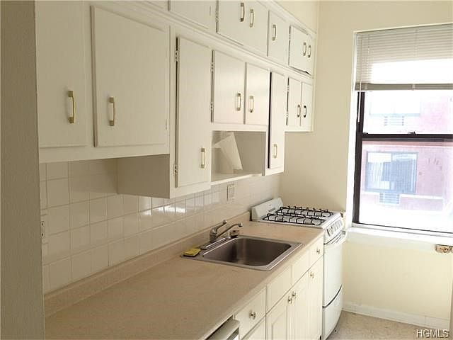1st image of 139 Mamaroneck Ave APT 1