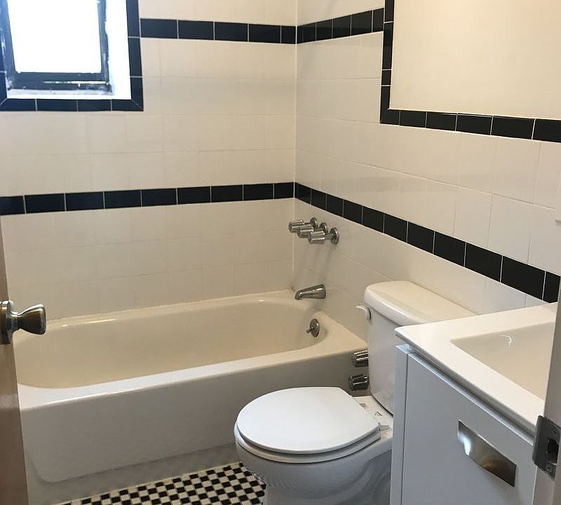 2nd image of 2 Hinckley Pl APT 6J