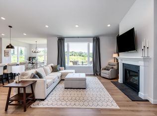5819 Eagle Prairie Ct, Waunakee, WI 53597