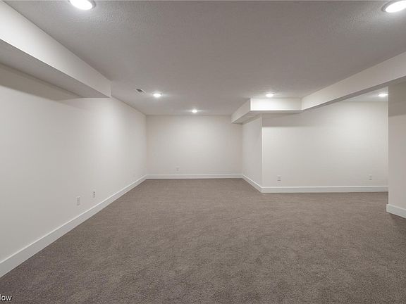 2nd image of 5404 Hawks Nest Cir