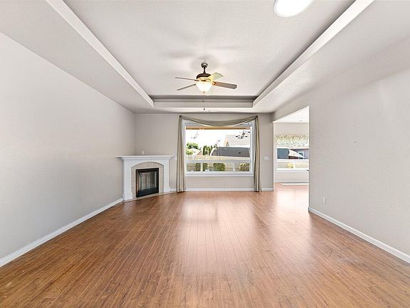 5th image of 103 Greenmoor Dr