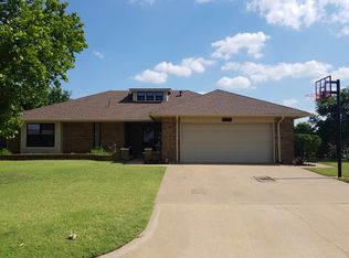 1209 W Fay Ave, Kingfisher, OK 73750