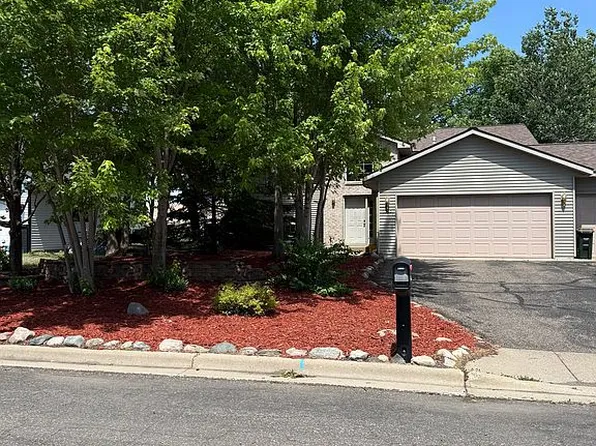 1043 Lawrence Cir, Sartell, MN 56377