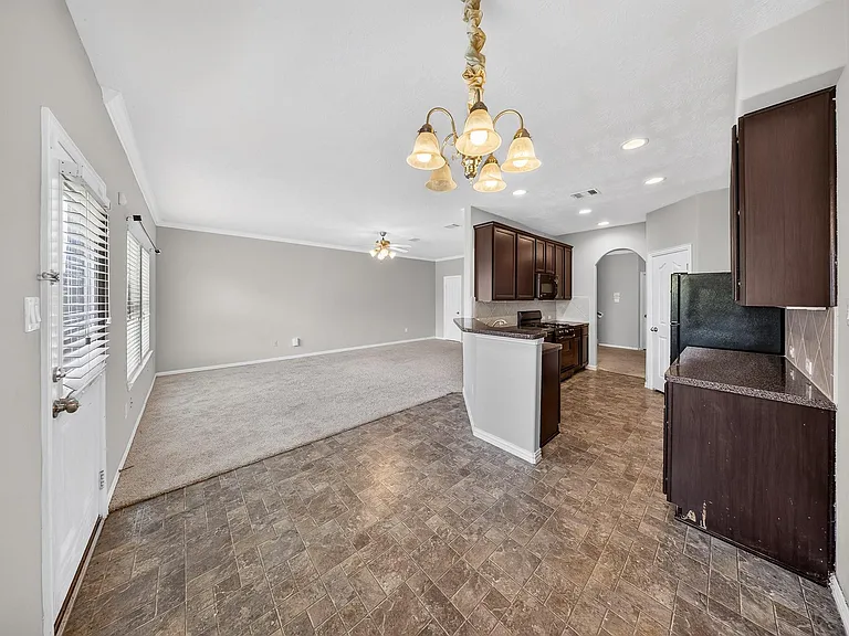 11515 Champions Green Dr — Photo 6