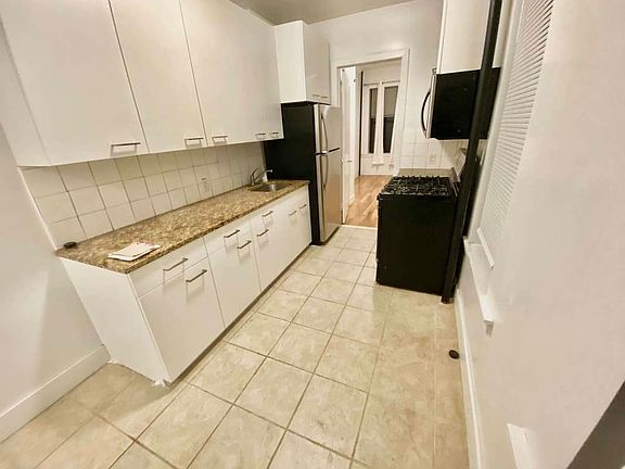 3rd image of 30-42 30th St #3C