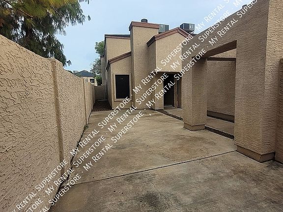 4th image of 3302 E Aire Libre Ave #1