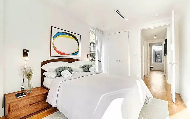 Rented by EXR | media 6