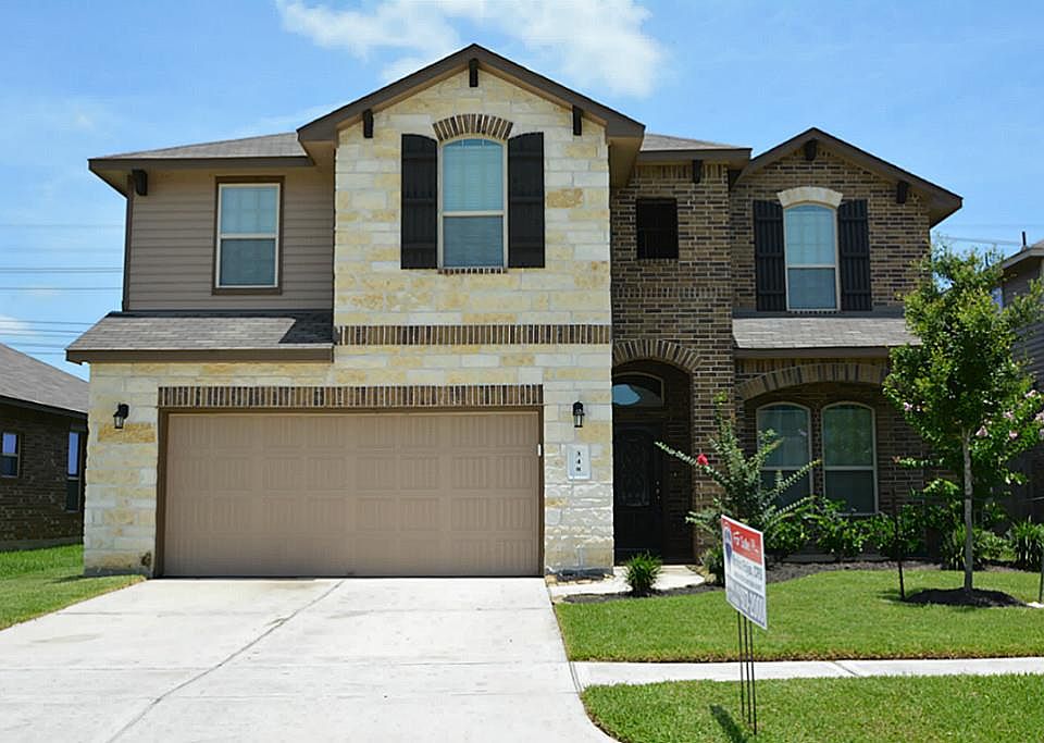 1st image of 348 Kendall Crest Dr