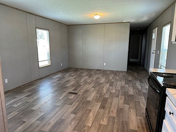 3rd image of 2101 SW 38th St #88