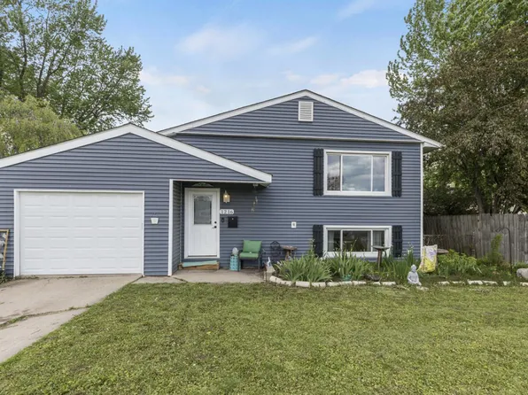 1216 N Dwiggins Ct, Griffith, IN 46319