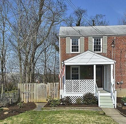 2nd image of 2851 Fairhaven Ave