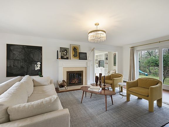 2nd image of 28 Bay View Dr
