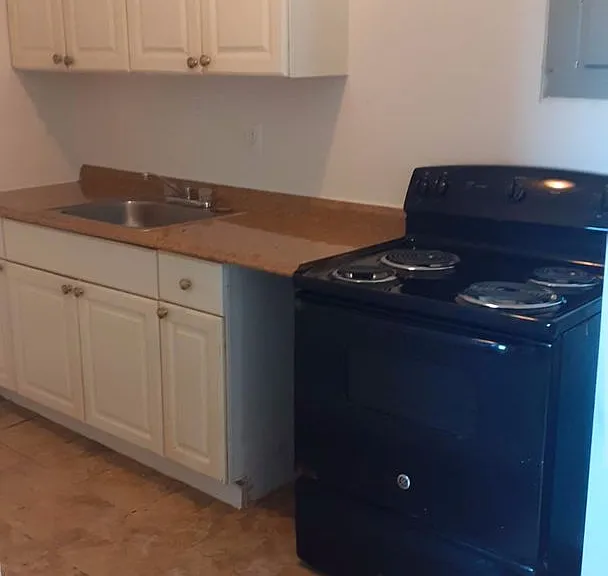 DOWNTOWN VILLAS LLC — Photo 14