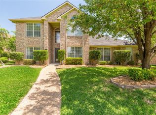 1718 Rosbury Ct, Mesquite, TX 75181