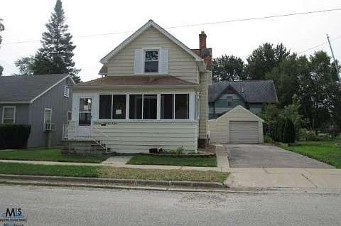 5th image of 331 Woodworth St