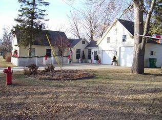 612 Columbia St, Cleveland, MN 56017